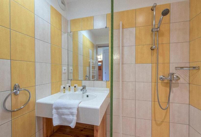 四人标准间, Domaine De Val Ubaye