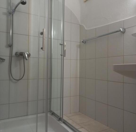 带2个卧室的公寓, Huber