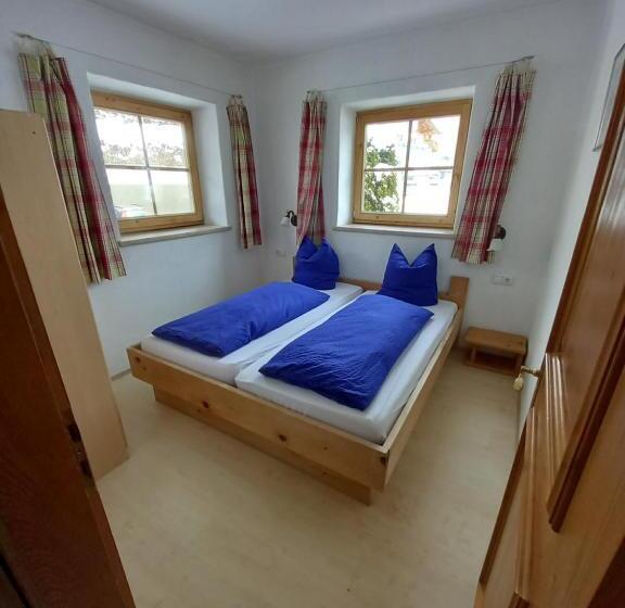 带2个卧室的公寓, Huber