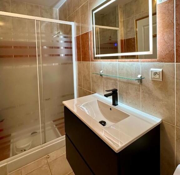 Номер Стандарт Трехместный, L Ostal De Soubrey