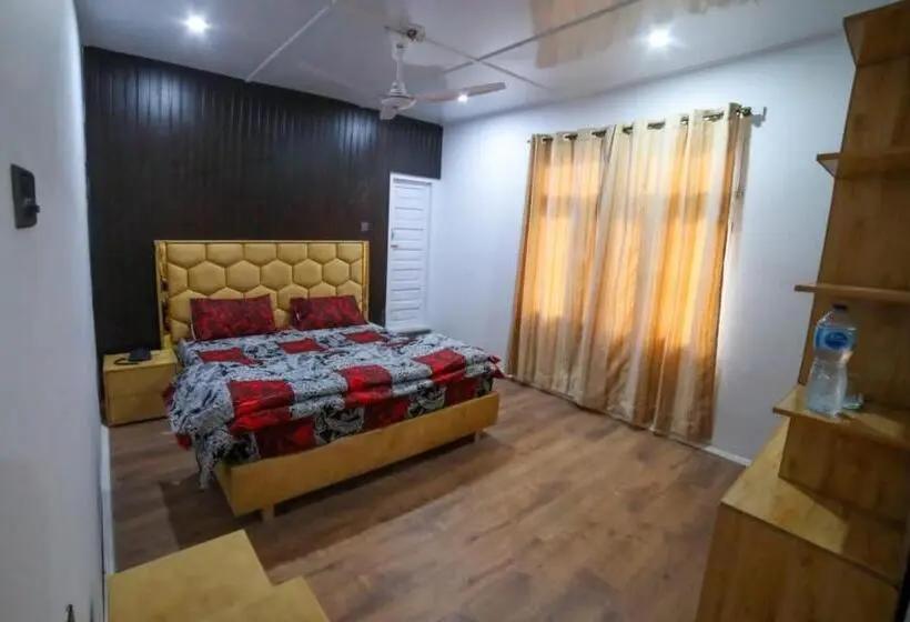 اتاق لوکس با تخت بزرگ, Gashabrum Hotel & Restaurant