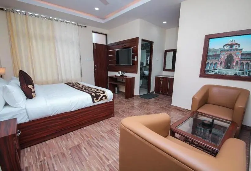 バルコニー付きデラックスルーム, Amritara Social Palace, Uttarkashi