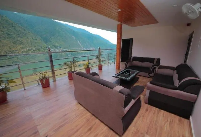 エクゼクティブルーム, Amritara Social Palace, Uttarkashi