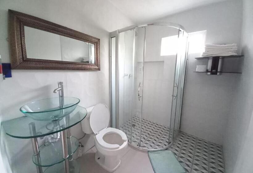 Family Suite, Angelus