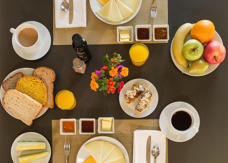 חדר משפתחתי סופריור, Campusphi