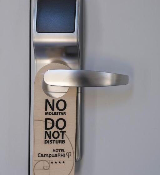 חדר משפתחתי סופריור, Campusphi