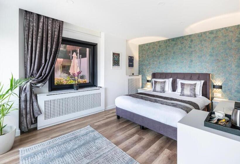חדר דלוקס עם מרפסת נוף לים, Hillora Hotel Buyukada