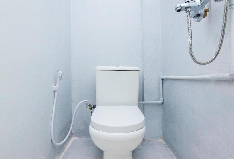 غرفة ديلوكس, Oyo Life 2583 Kost Anggun