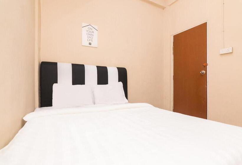 غرفة ديلوكس, Oyo Life 2583 Kost Anggun