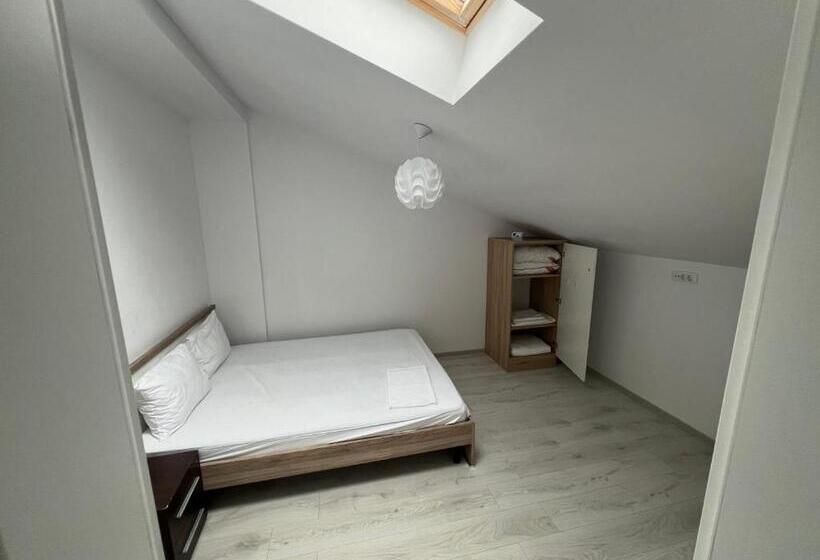 شقة غرفة واحدة, Mansarde Confort