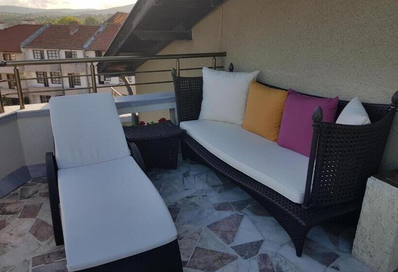 Студия Deluxe, къща за гости зоя