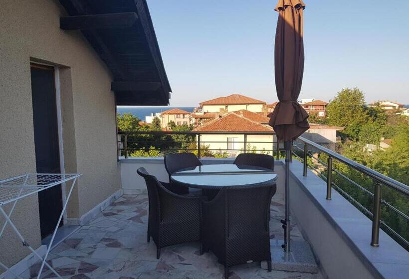 Студия Deluxe, къща за гости зоя