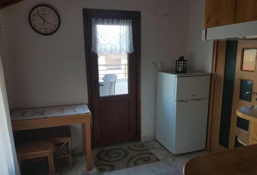 Студия Deluxe, къща за гости зоя