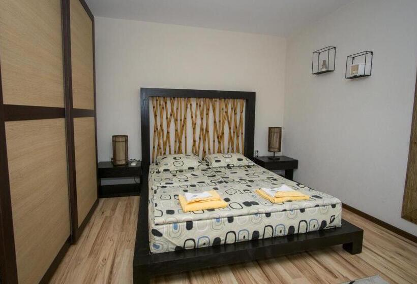 Трехместный Номер Комфорт, къща за гости зоя