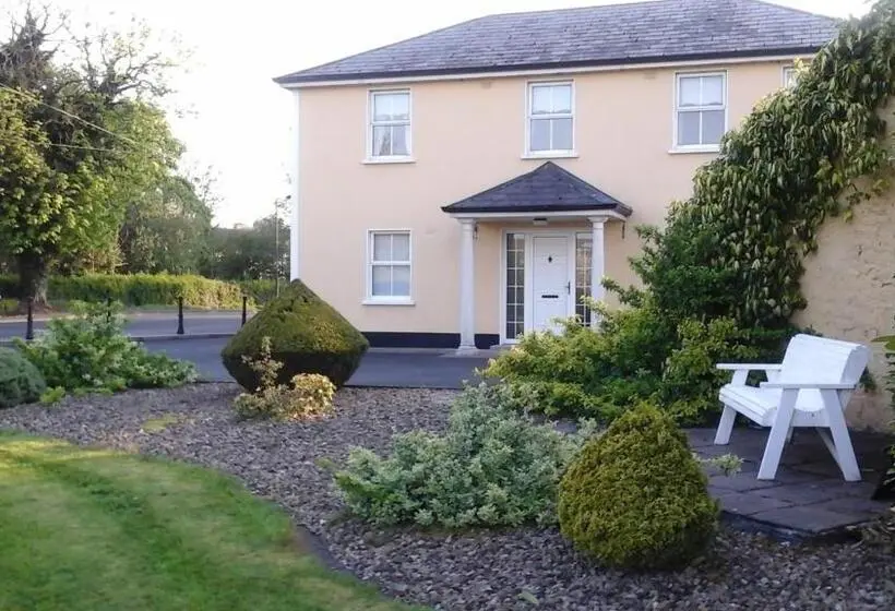１階の１ベッドルームアパートメント, Connollys Apartment Doohamlet Castleblayney