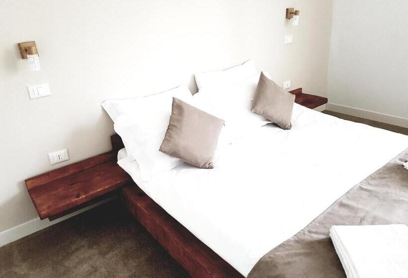 발코니 디럭스 룸, Heaven Guesthouse