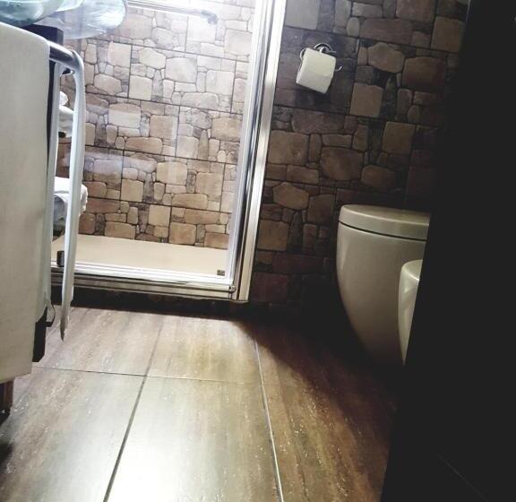 스탠다드 스튜디오, Heaven Guesthouse