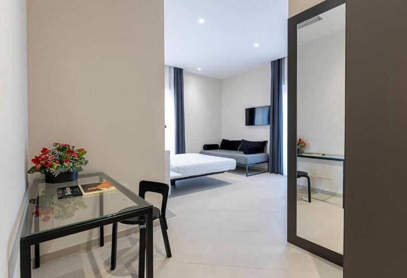 غرفة قياسية ثلاثية ذات اطلالة, Palazzo Albergamo