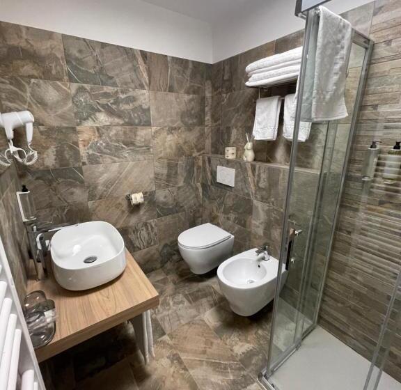 اتاق استاندارد, Saint Michel