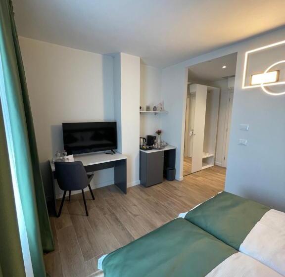 اتاق استاندارد, Saint Michel