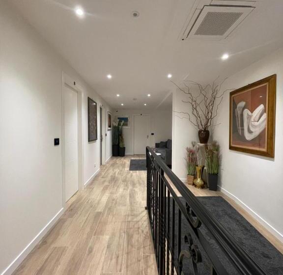 اتاق استاندارد, Saint Michel