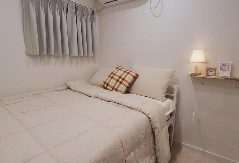 Quarto Estandar Banheiro Compartilhado, Stay Aall Seoul Train Station