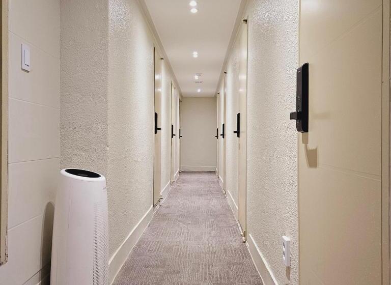 Quarto Estandar Banheiro Compartilhado, Stay Aall Seoul Train Station