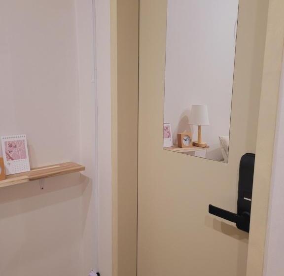 Quarto Estandar Individual, Stay Aall Seoul Train Station