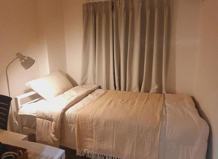 Quarto Estandar Individual Banheiro Compartilhado, Stay Aall Seoul Train Station