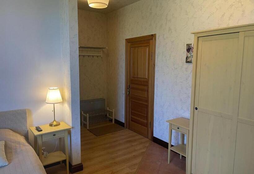 اتاق استاندارد, Sunrise Beach Villa