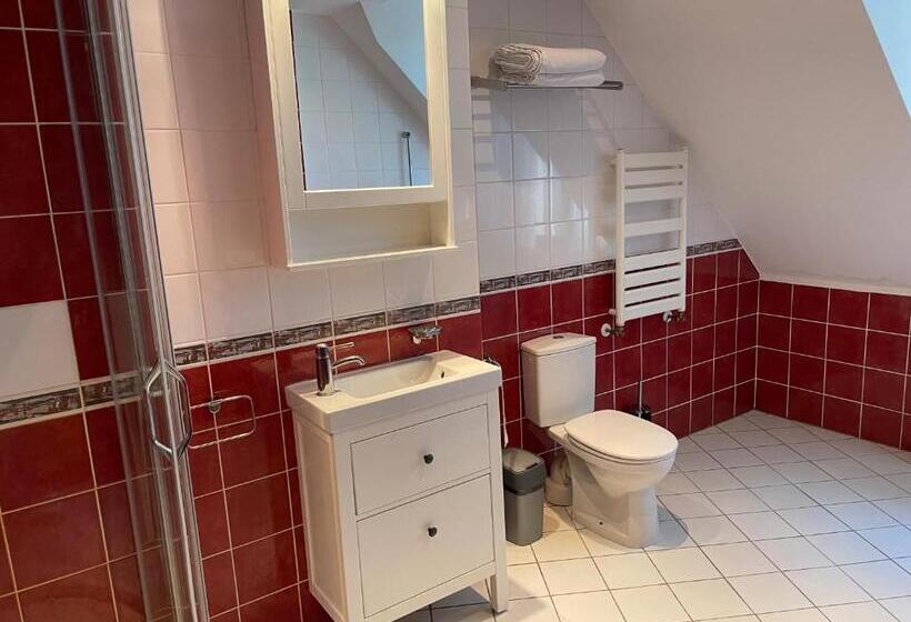 اتاق لوکس با بالکن, Sunrise Beach Villa