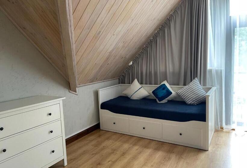 اتاق لوکس با بالکن, Sunrise Beach Villa