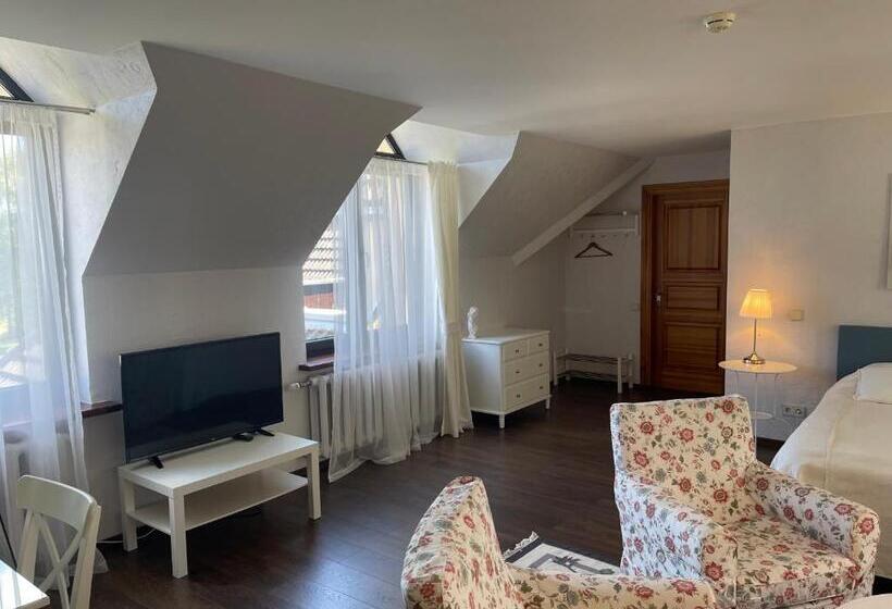 سوییت, Sunrise Beach Villa