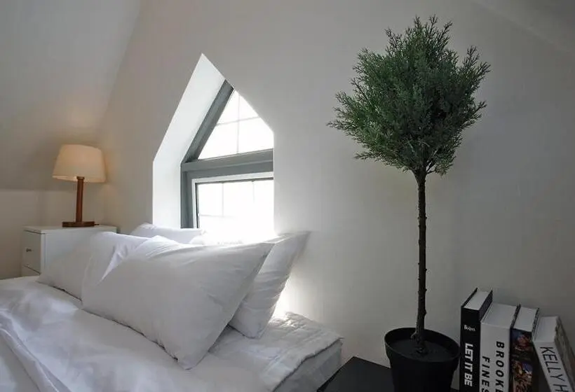 Standard-huone, Taean Gonggan 487