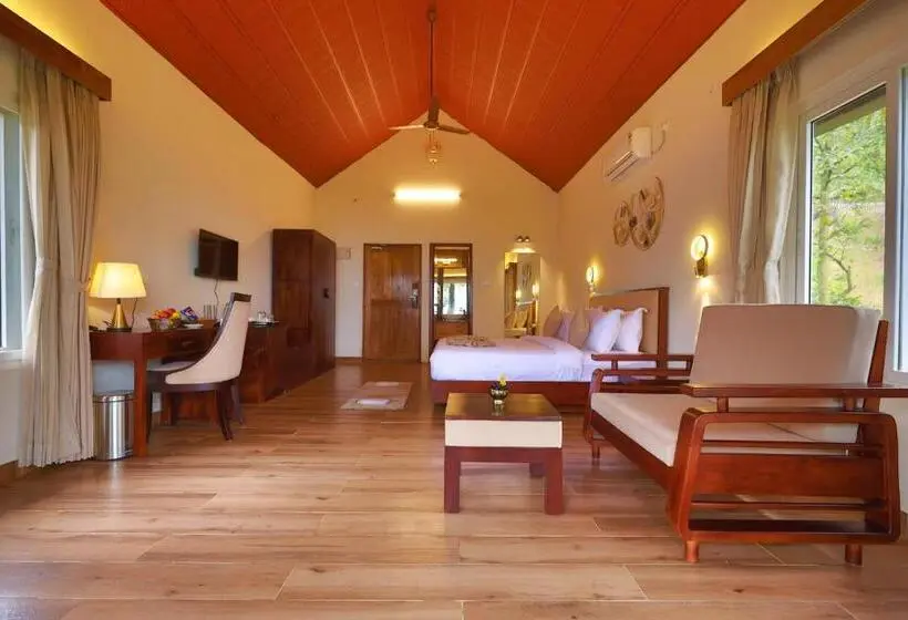 スタンダードルーム, Silent Brook Resort   Coorg
