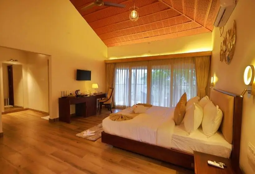 スーペリアールーム, Silent Brook Resort   Coorg