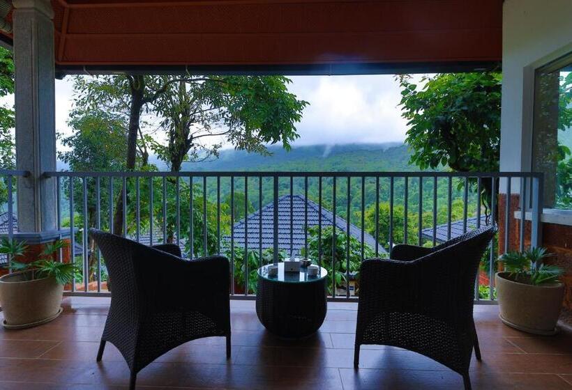 חדר פרמיום, Silent Brook Resort   Coorg