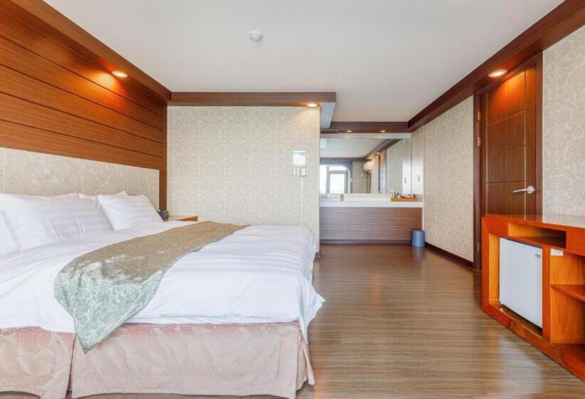 Chambre Quadruple Standard, Taean Beach Resort Pension