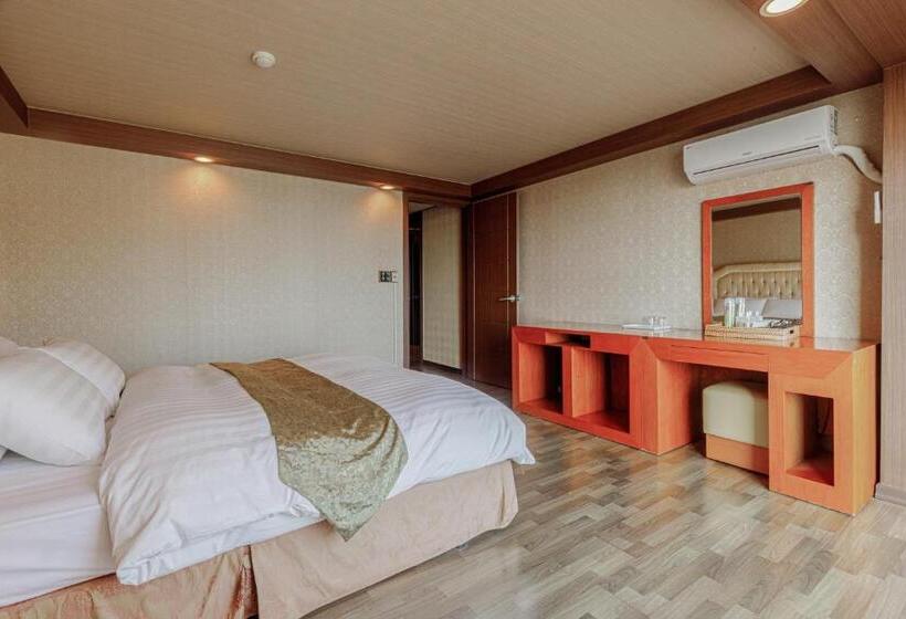 Chambre Familiale, Taean Beach Resort Pension