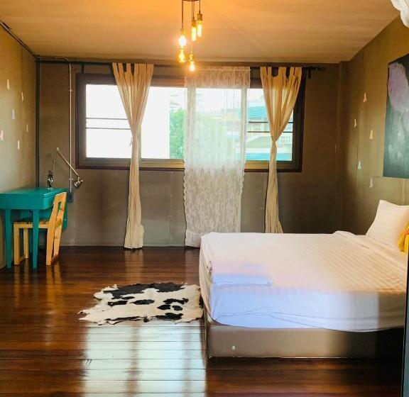 اتاق استاندارد با تخت بزرگ, Enterspace Chinatown