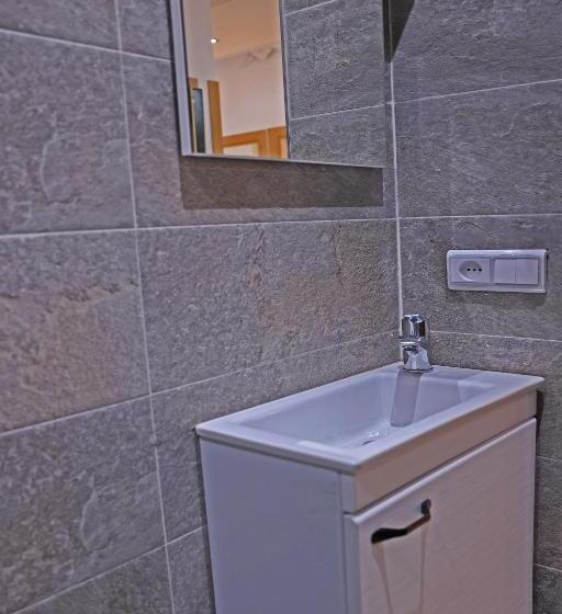 디럭스 룸, La Casa Blanca