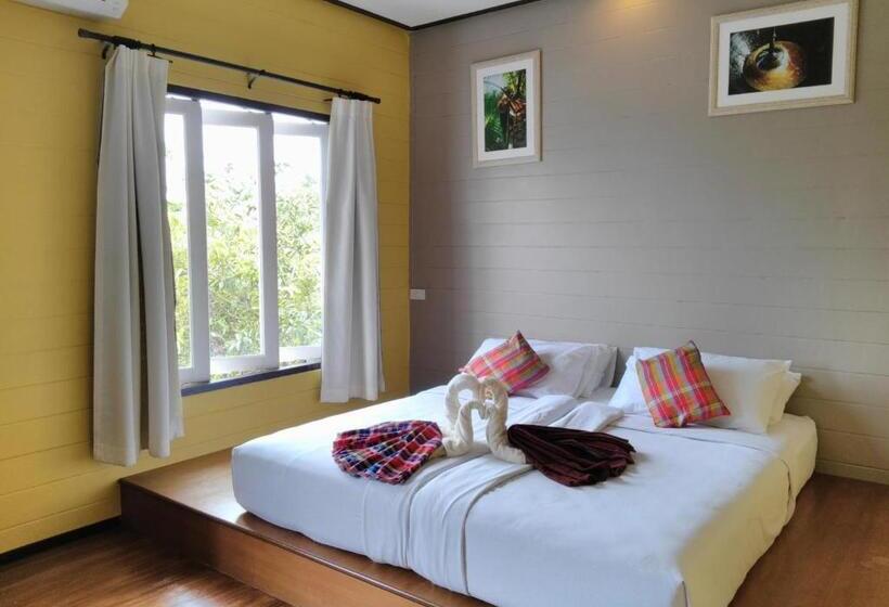 ファミリールーム, Thanicha Resort Amphawa