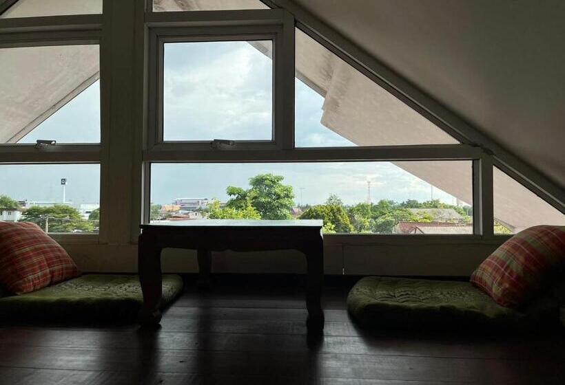 듀플렉스 스위트, Thanicha Resort Amphawa