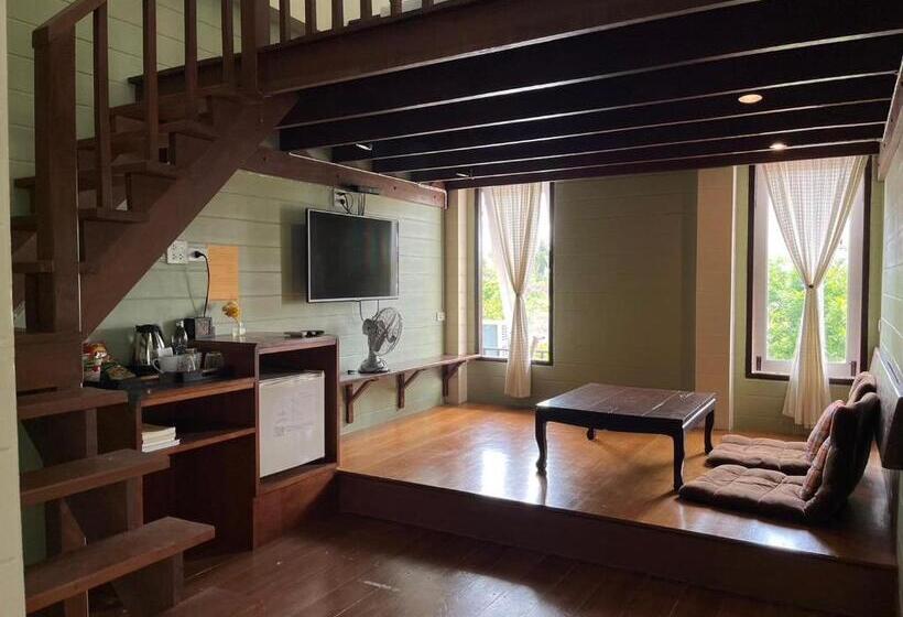 メゾネットスイート, Thanicha Resort Amphawa