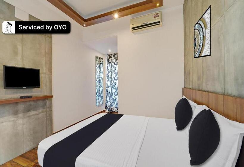 标准间, Townhouse Sundarapuram