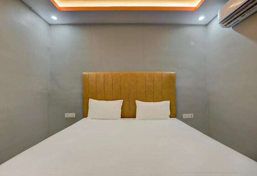 スタンダードルーム, Oyo Hotel Crystal Inn