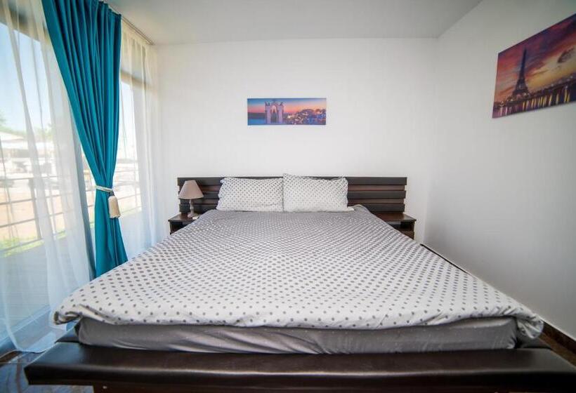 Quarto Deluxe, Vila Tributte