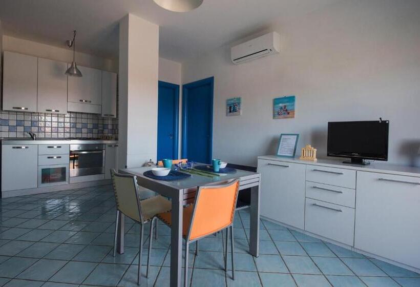 דירת שני חדרים, Residence Flora