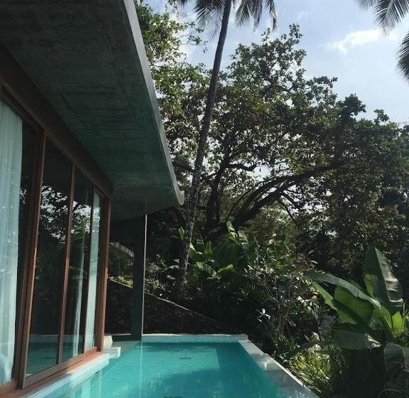 חדר דלוקס נוף בריכה, Sea View Resort & Spa Koh Chang