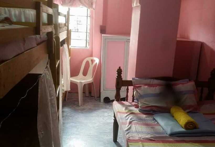 Habitació Triple Estàndard, Cvnb Bed & Bath   Hostel